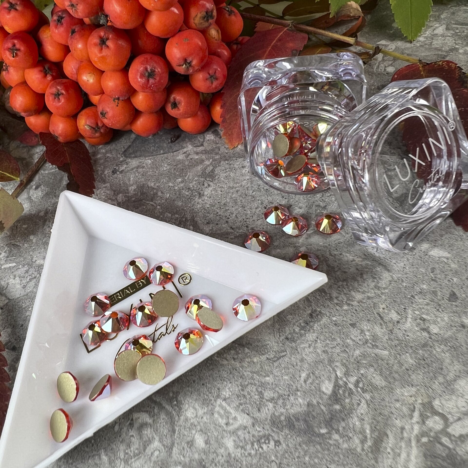 LUXINI® Aurora, Hyacinth AB SS30 (6,3–6,5 mm)